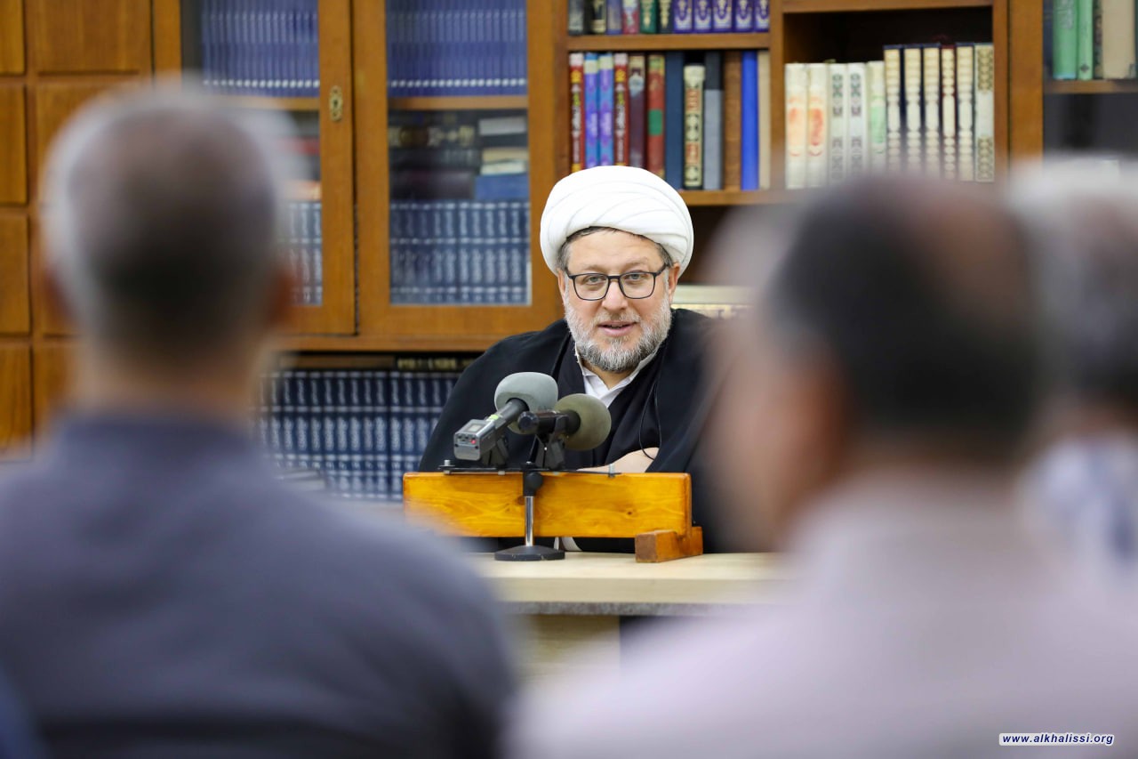 »من كربلاء إلى الإنسان.. رسائل الإمام الحسين (ع) عبر الزمن«.. ندوةٌ علميَّةٌ في مدرسةِ الإمامِ الخالصيِّ تستعرضُ عالميَّةَ النهضةِ الحسينيَّةِ وامتدادَ رسالتِها عبرَ الأجيال
